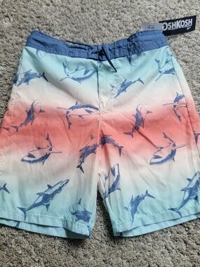 Oshkosh boys shark swim trunks size 8 NWT!!